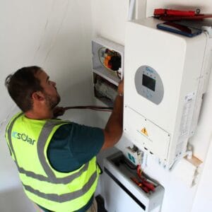 niel installing inverter