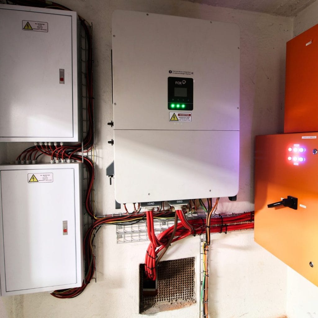 100kW solar system installed by IC Solar for Solo Agri Park Paarl - IC Solar - Solar Power Systems: Energy Solutions 100kW solar system installed by IC Solar for Solo Agri Park Paarl